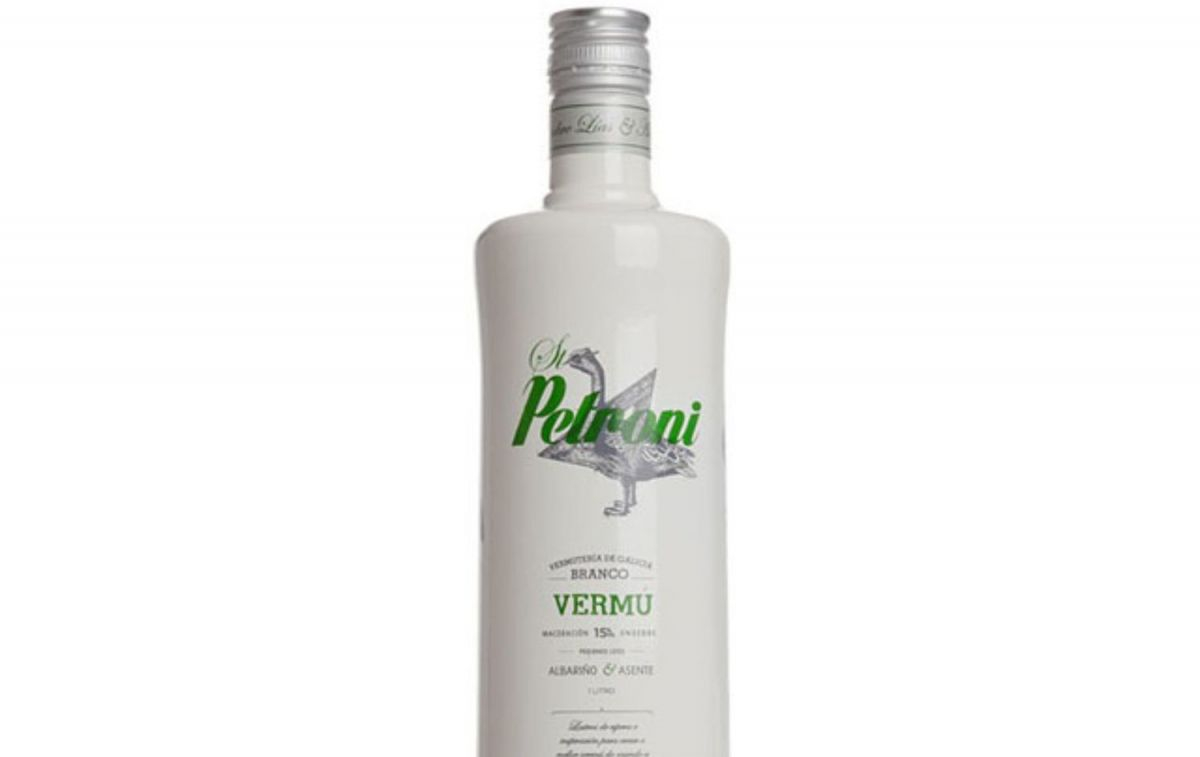 Botella de vermut Petroni blanco / VERMUT PETRONI